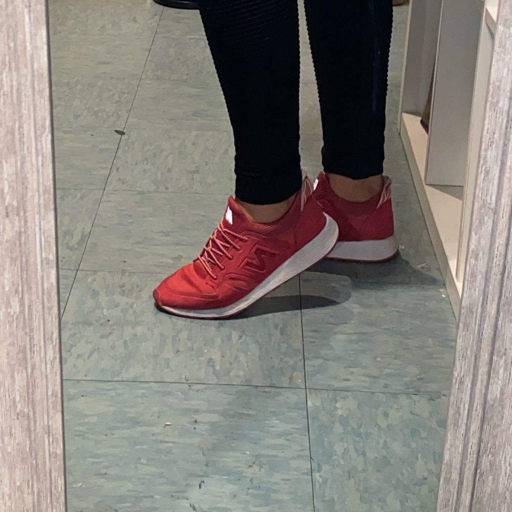 Red/pinkish New balance shoes